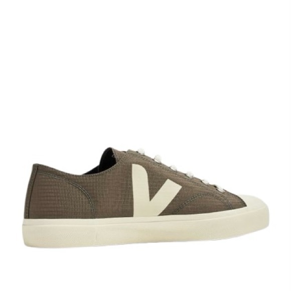 COPY - VEJA WATTA II LOW SNEAKERS - Picture 1 of 4